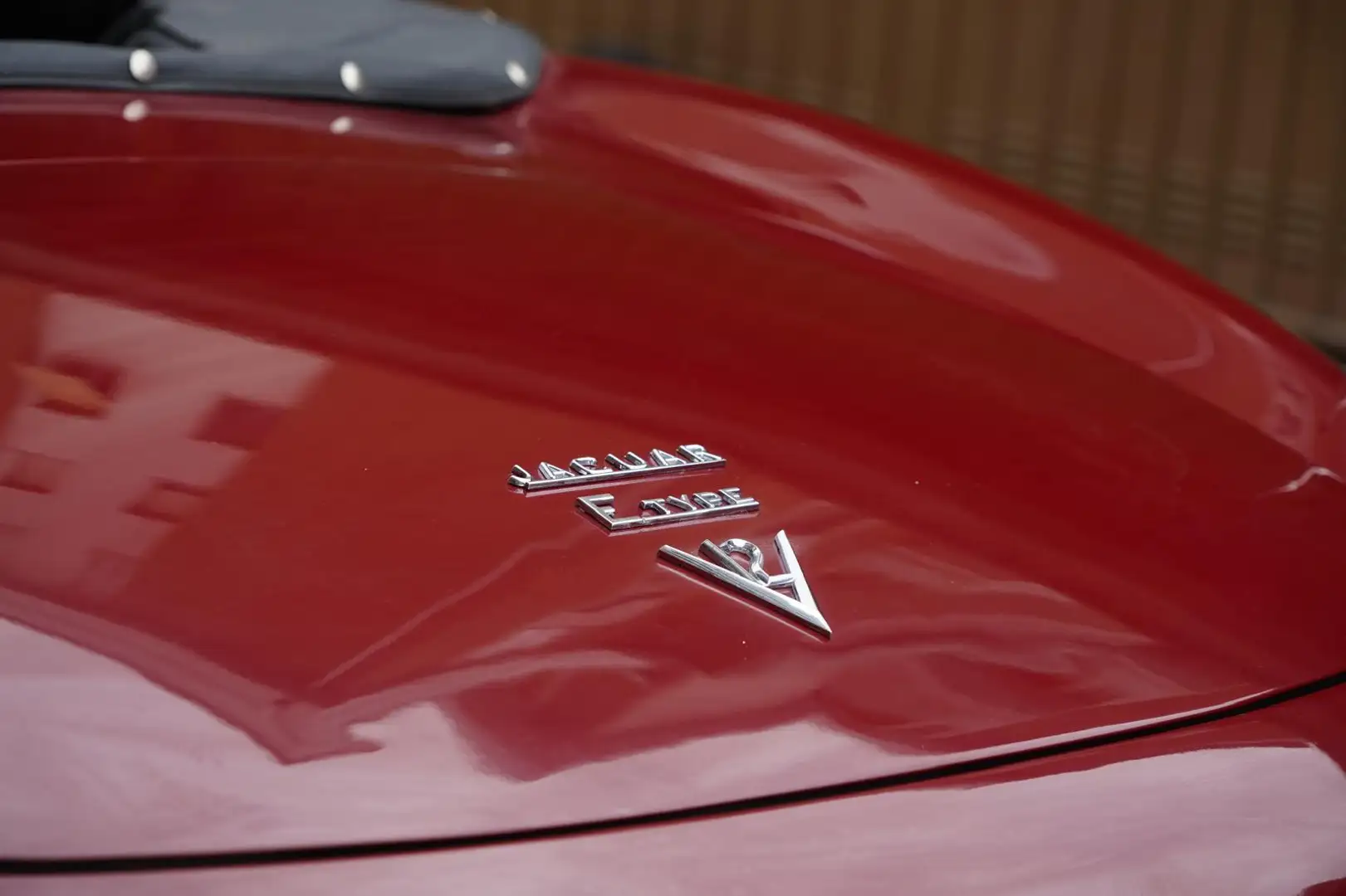 Jaguar E-Type 5.3 V12 Spider Brązowy - 1