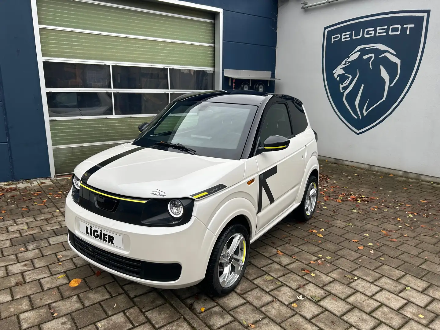 Ligier Myli E.PIC Weiß - 1