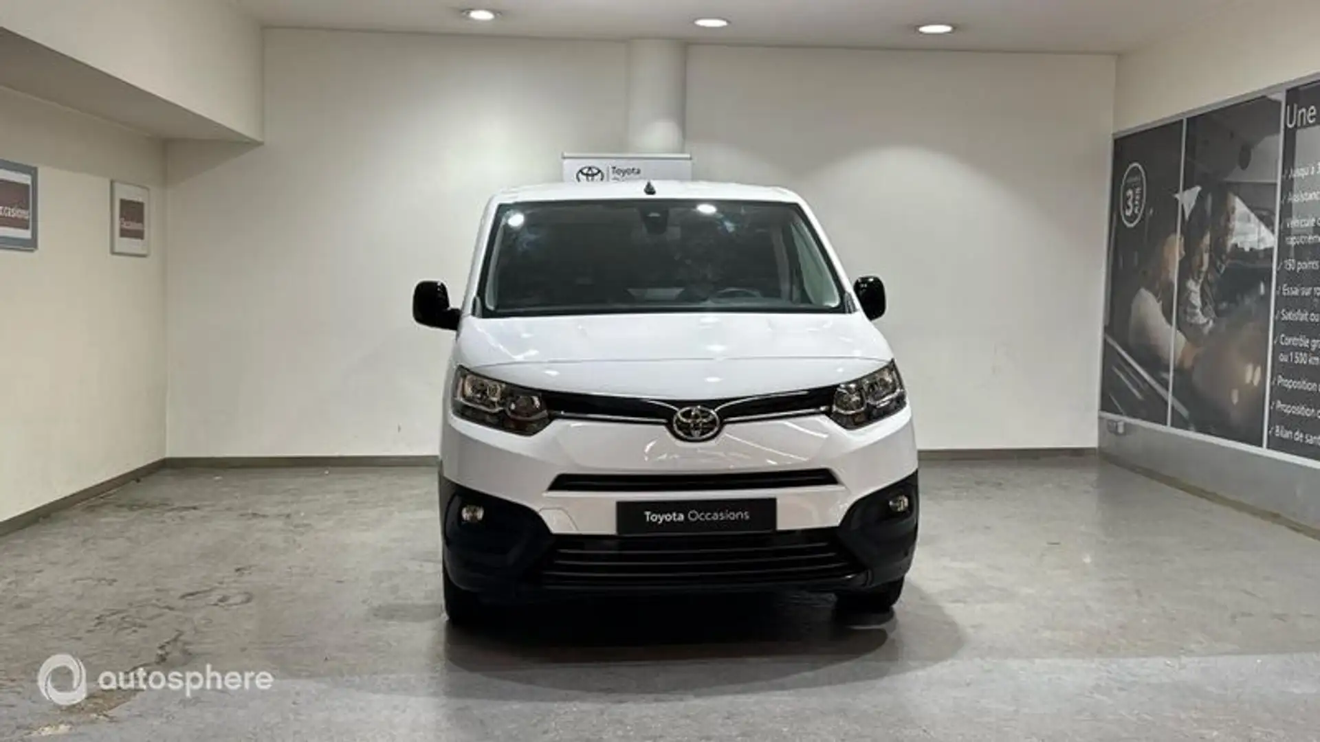 Toyota Proace City Medium 110 VVT-i Dynamic RC23 - 2