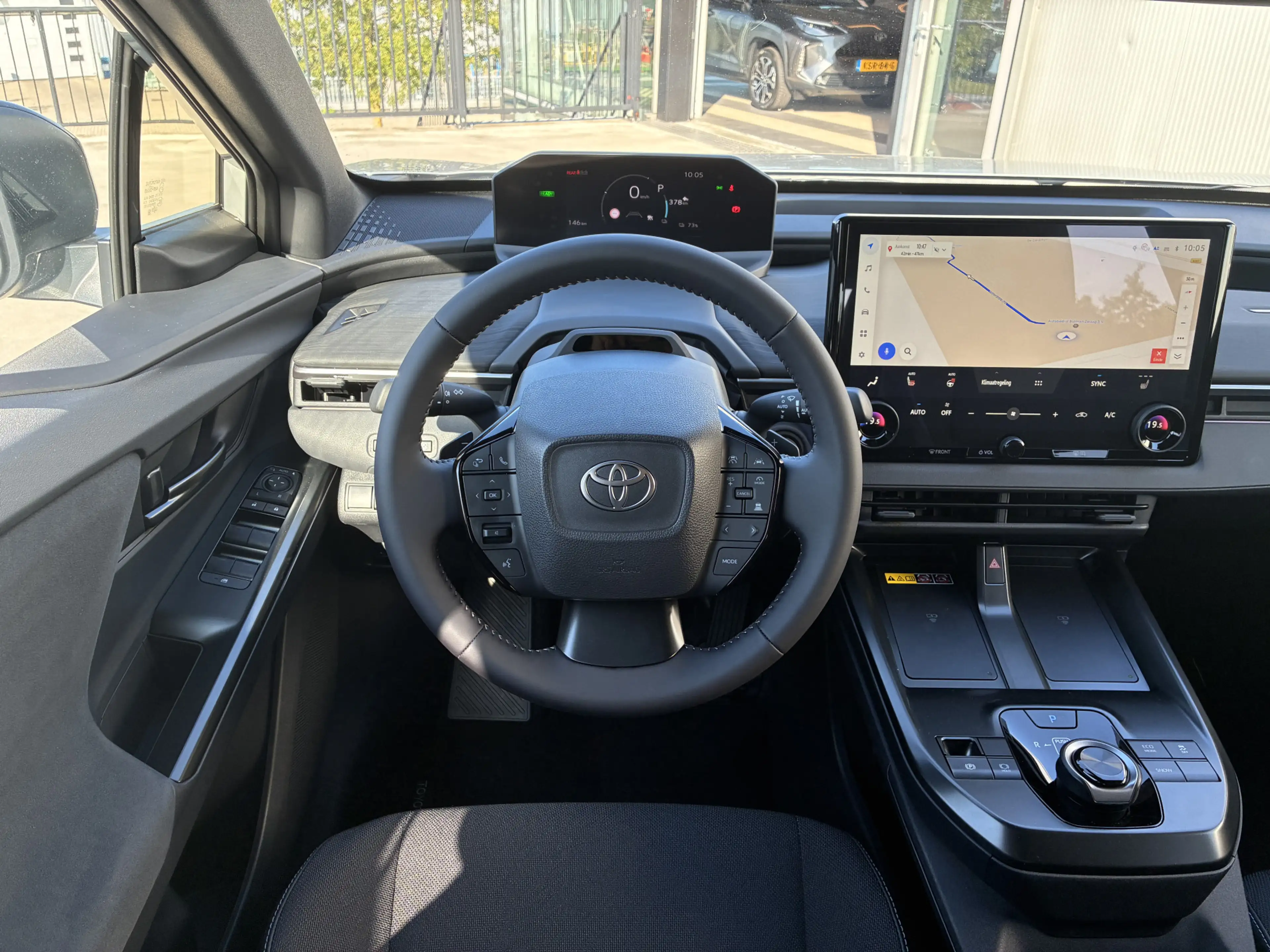 Toyota C-HR+ First Edition 77 kWh Automaat | Warmtepomp | Achte — photo 8