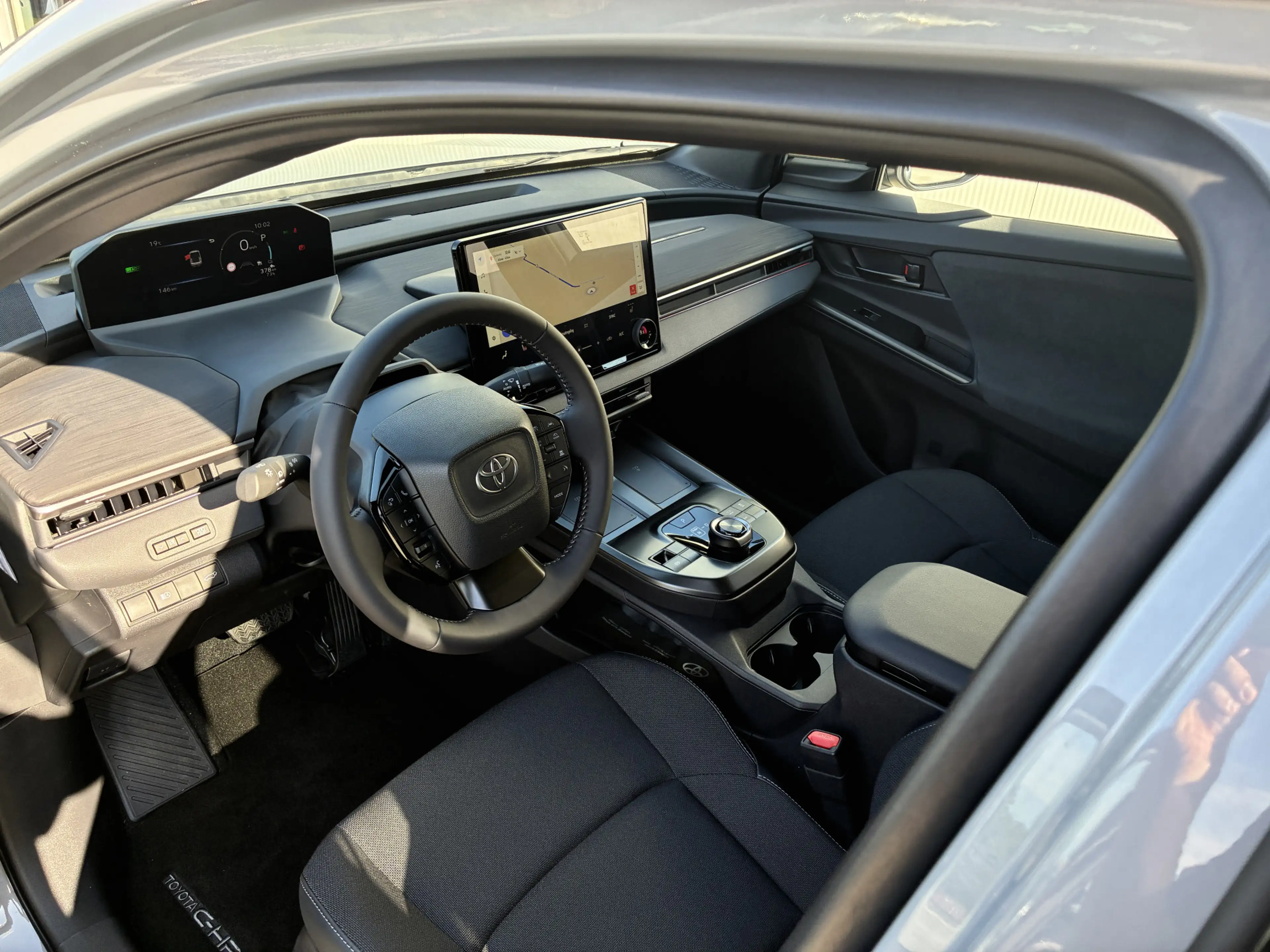 Toyota C-HR+ First Edition 77 kWh Automaat | Warmtepomp | Achte — photo 7