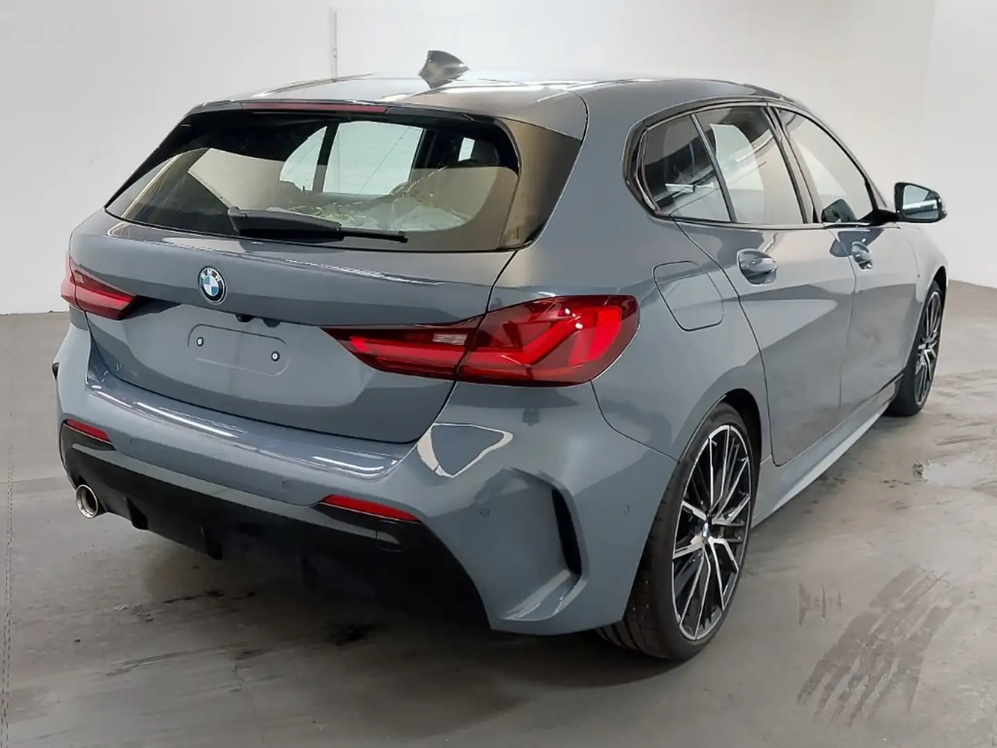 BMW 118 i M Sport KAMERA/19ZOLL/DRIVINGASSISTANT/HIFI Gris - 2