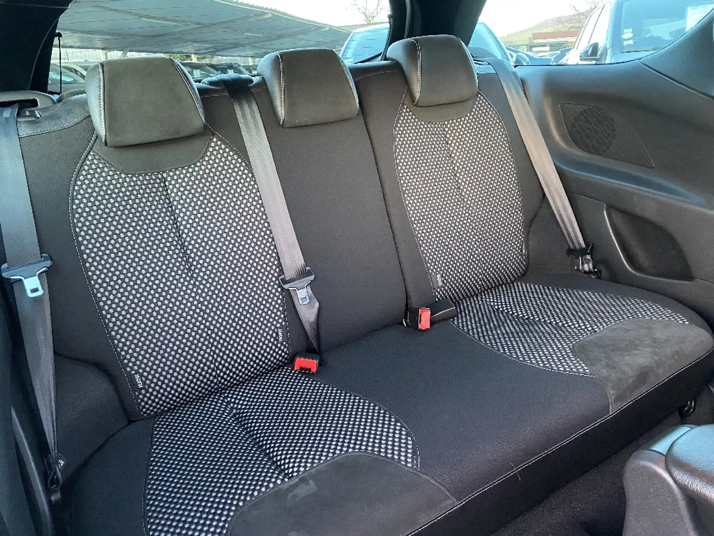 Citroen DS3 THP 150 Sport Chic - 2