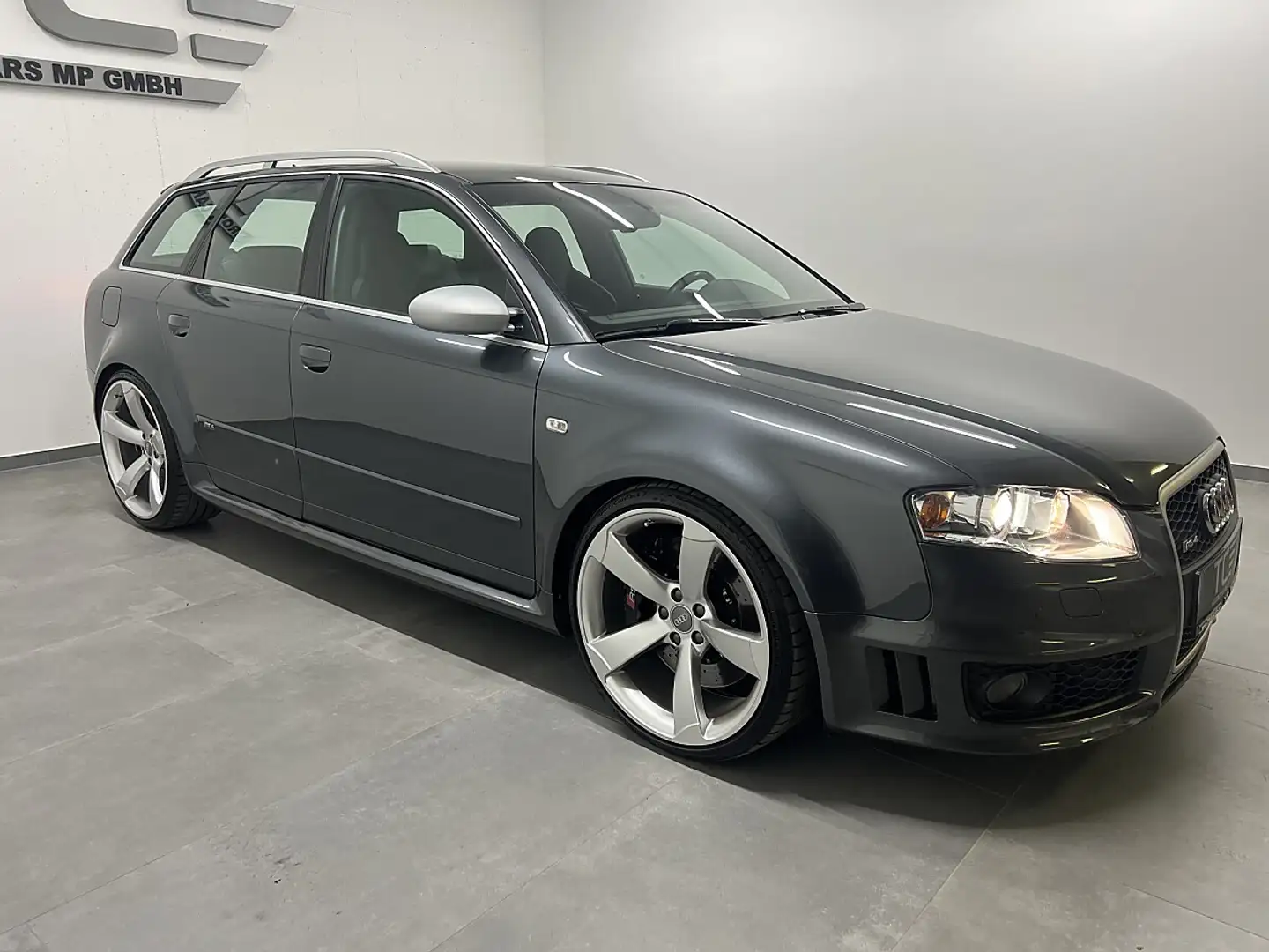 Audi RS4 Avant 4,2 V8 quattro, Carbon, 20",2 Besitz,.. Grau - 2