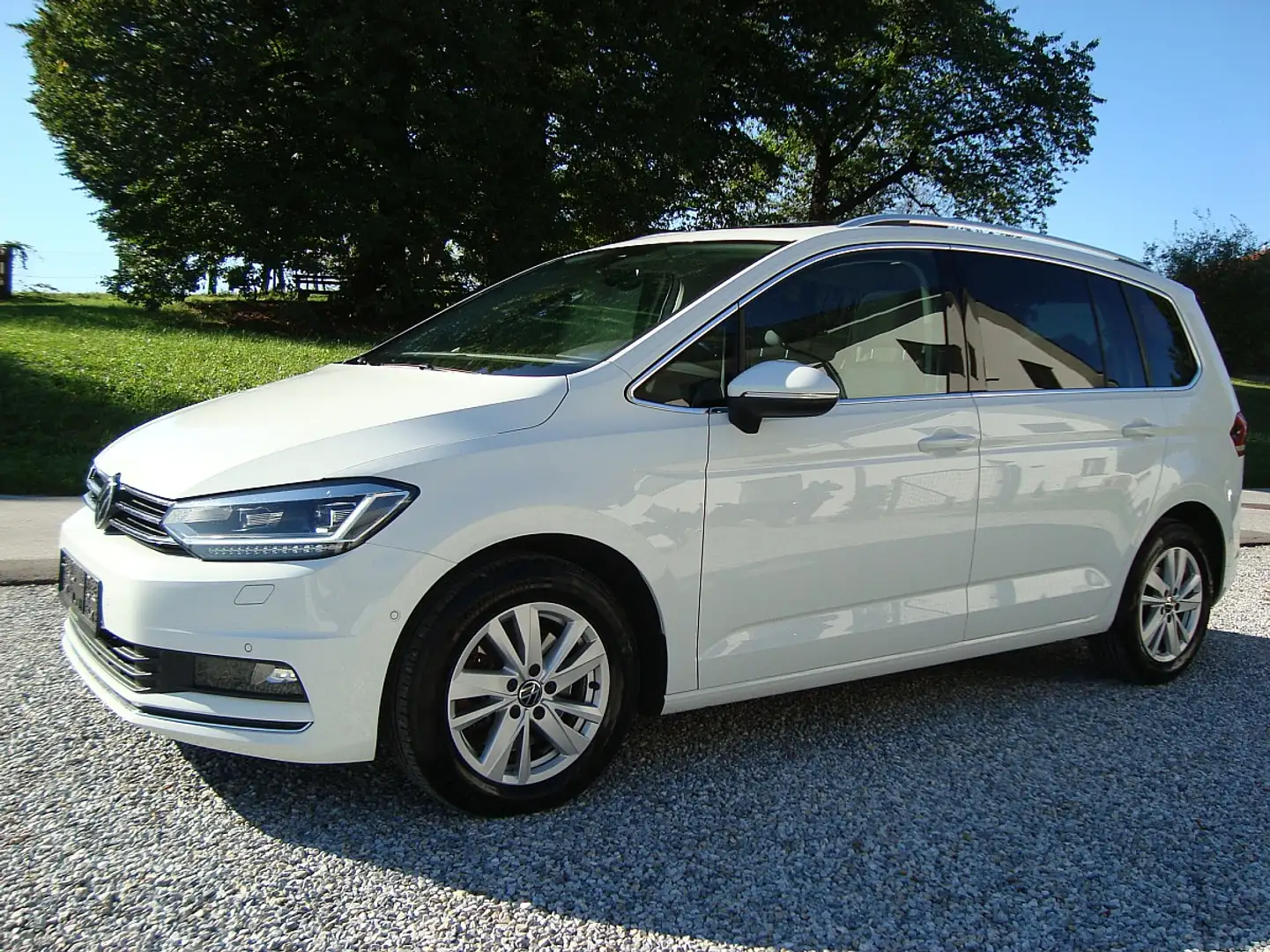 Volkswagen Touran Highline SKY Dig Cockpit Standh. LED. Panorama.. Weiß - 1