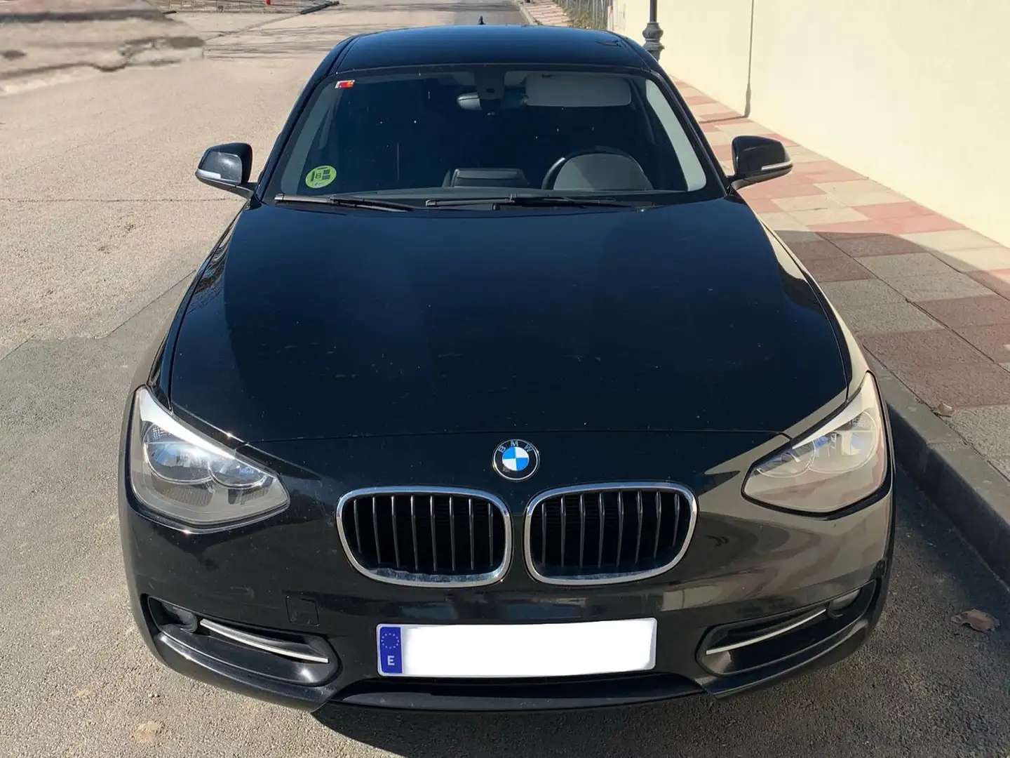 BMW 118 118d Negro - 1