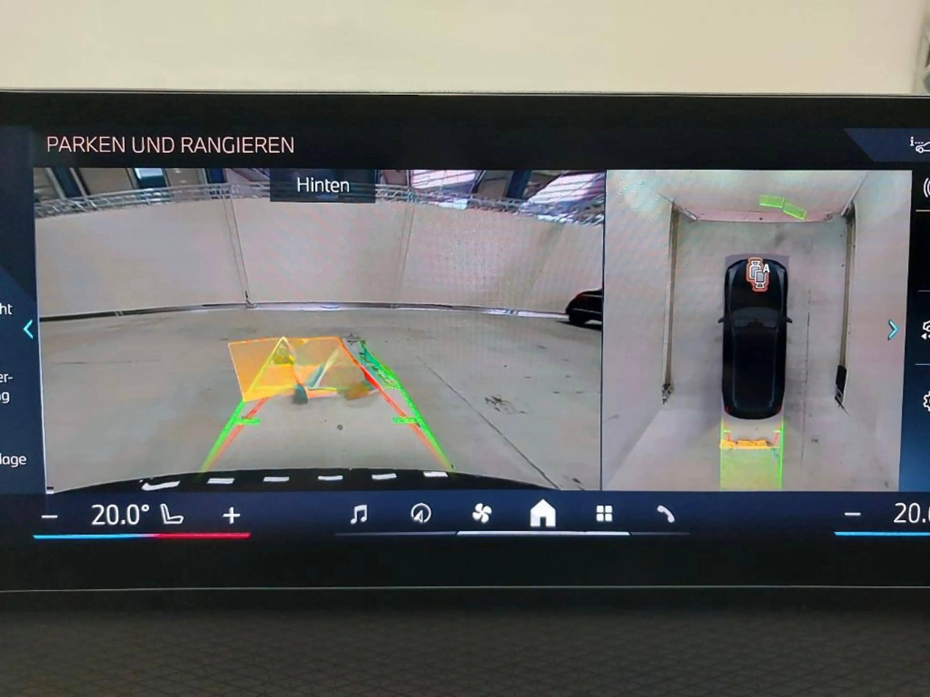 BMW 320 d xDrive M Sport PRO AHK/360°/HUD/ADAPTLED/19" — photo 6