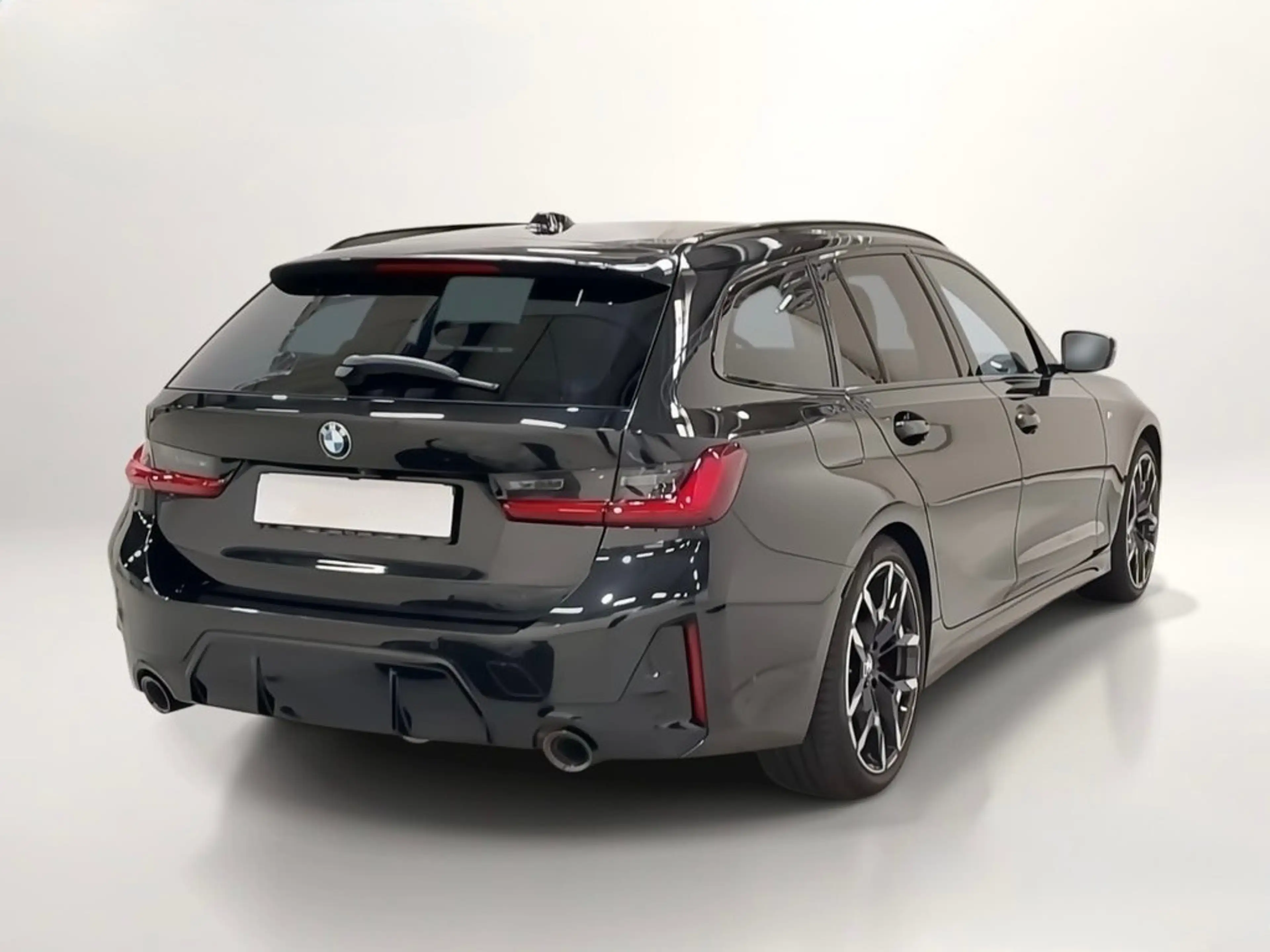 BMW 320 d xDrive M Sport PRO AHK/360°/HUD/ADAPTLED/19" — photo 2
