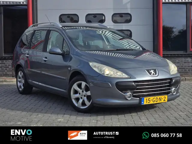 Peugeot 307 SW 2.0-16V Premium Pano/Clima/Trekhaak/Cruise