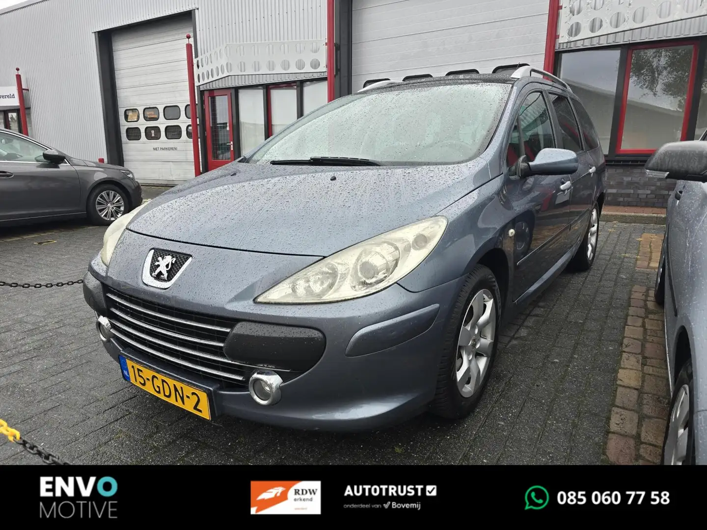 Peugeot 307 SW 2.0-16V Premium Pano/Clima/Trekhaak/Cruise Grau - 1