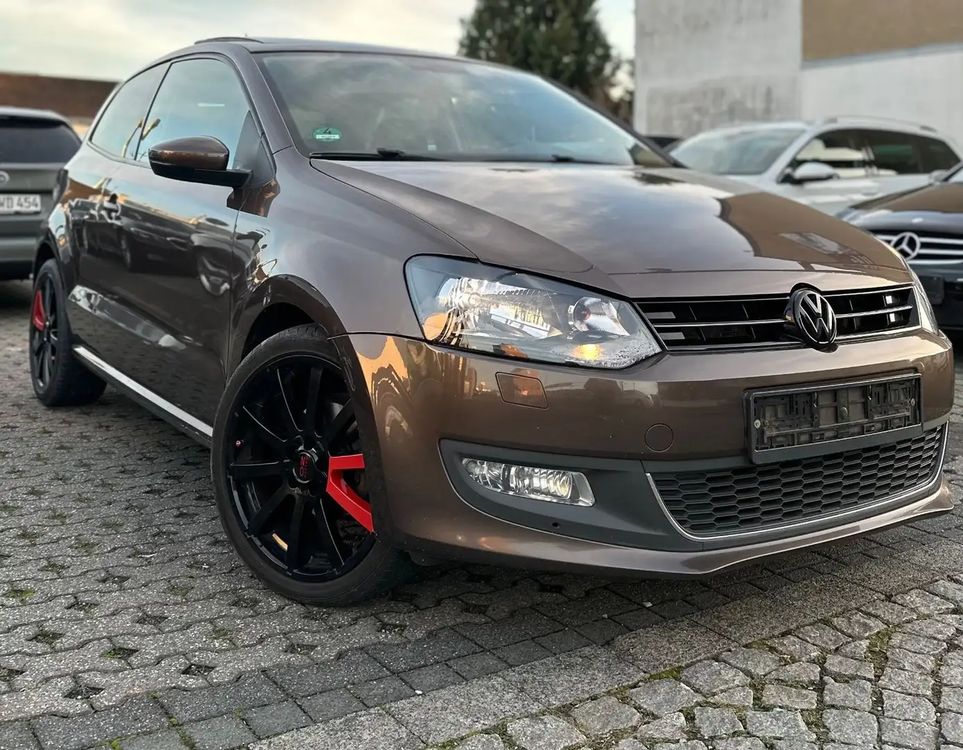 Volkswagen Polo *V DSG LIFE*NAVI-SHZ-AUTOMA*TÜV NEU*KLIMA-NR Braun - 1