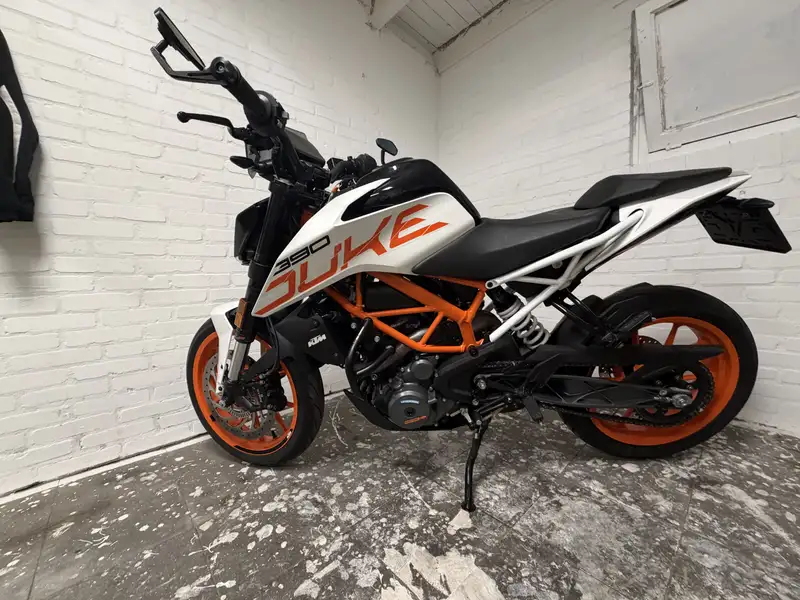 KTM 390 DUKE - foto 2