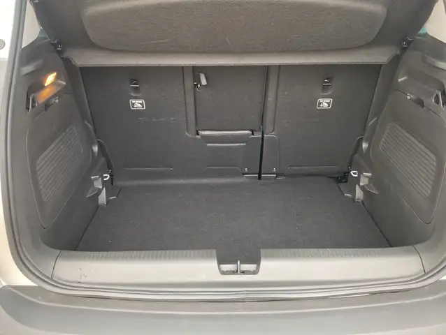 Opel Crossland view 9
