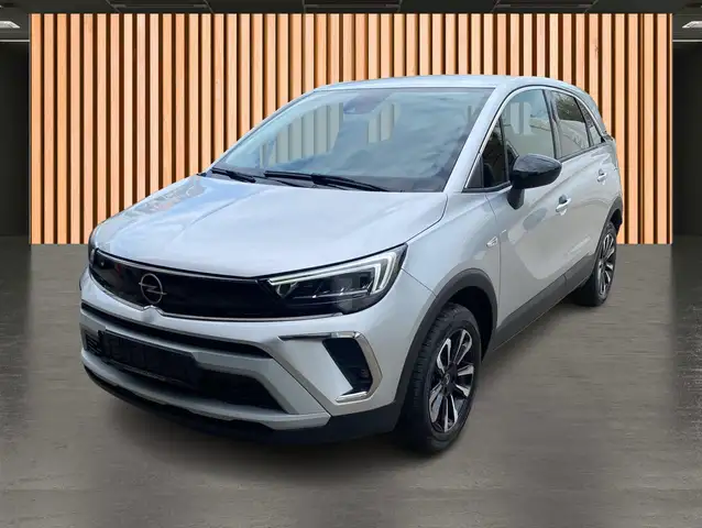 Opel Crossland view 2