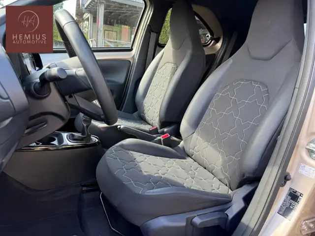 Toyota Aygo X view 10