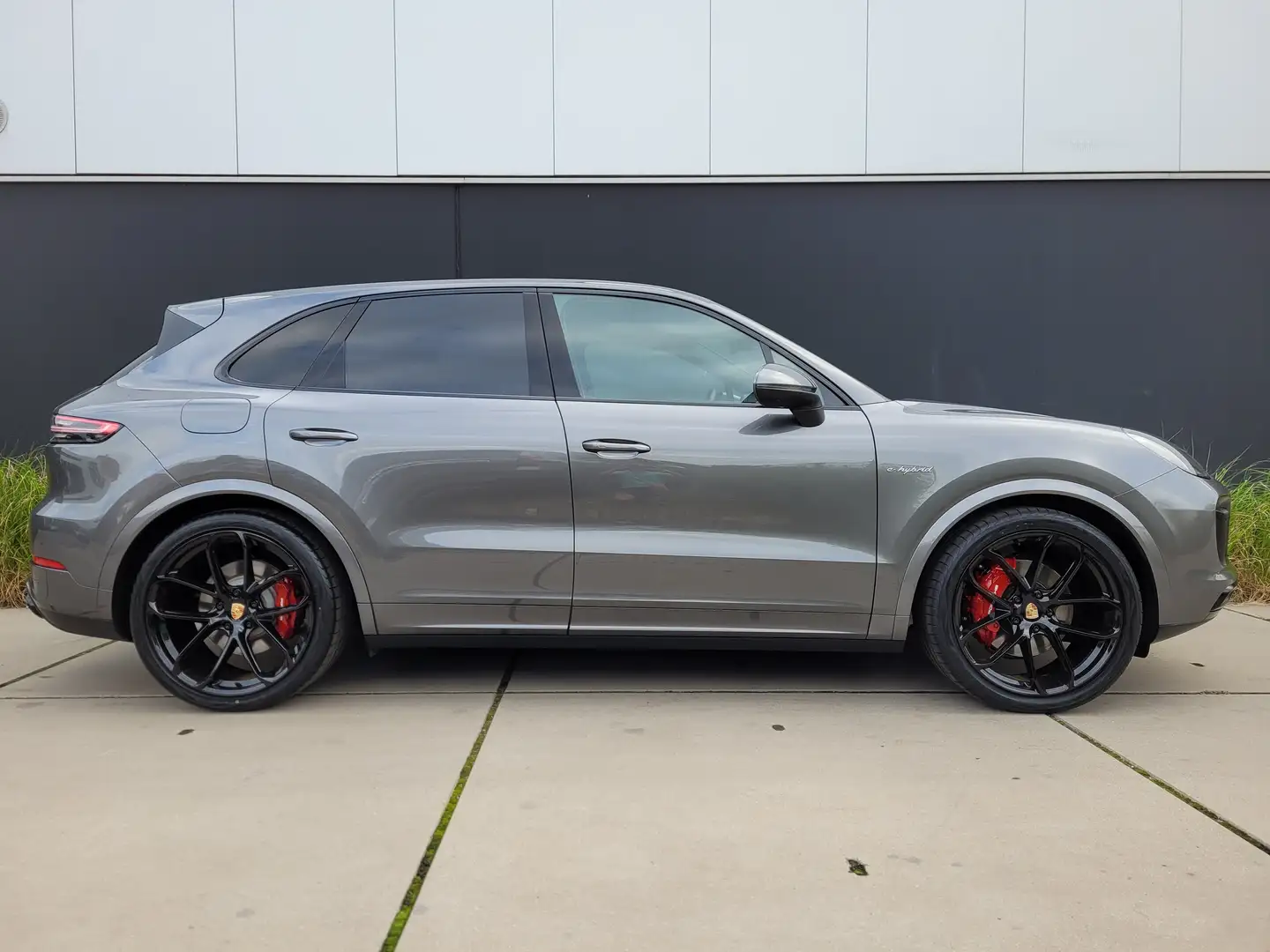 Porsche Cayenne S HYBRID*FULL!*SPORTDESIGNPAKKET*ACC*BOSE*PANO DAK Grigio - 2