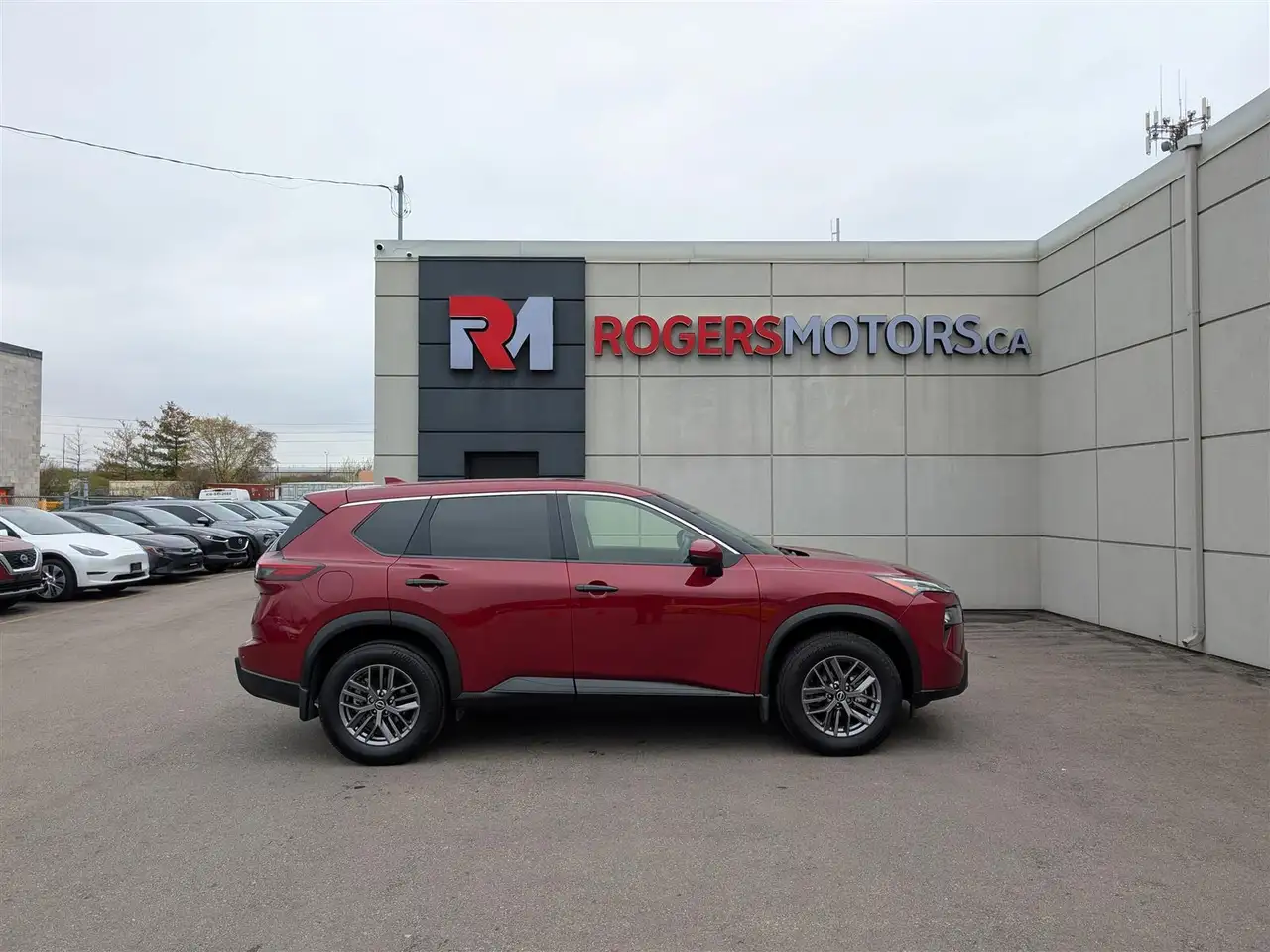 Nissan Rogue снимка Nissan Rogue