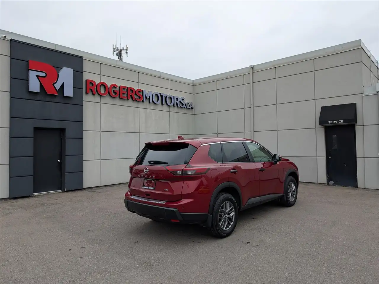 Nissan Rogue снимка Nissan Rogue