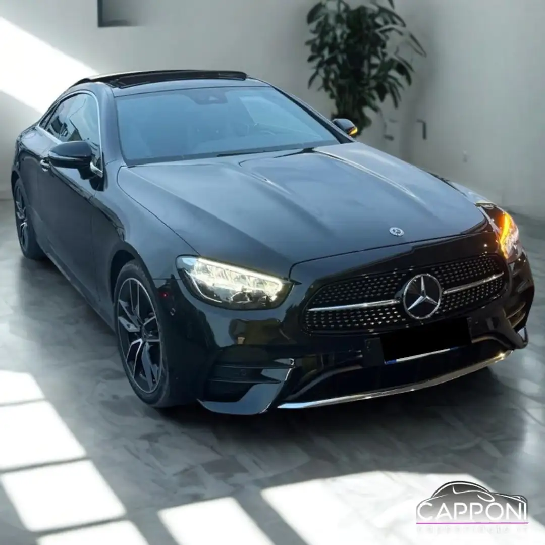 Mercedes-Benz E 220 de 4Matic Coupé AMG Nero - 1