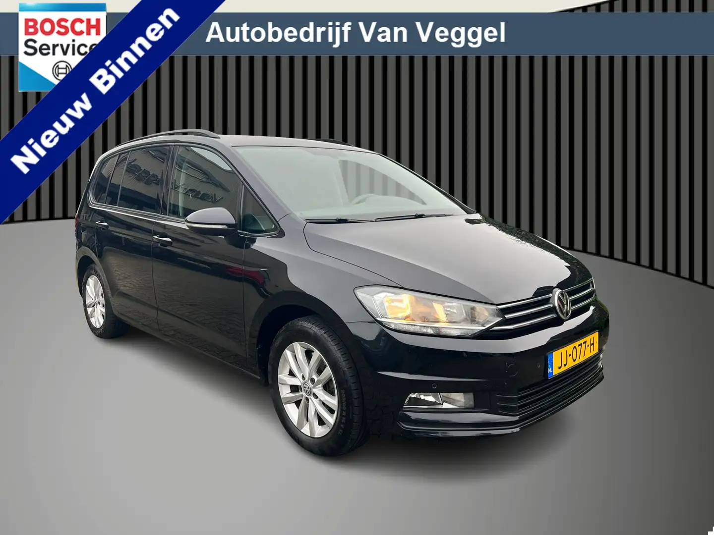 Volkswagen Touran 1.2 TSI Comfortline 7p trekhaak, cruise, navi, air Zwart - 1