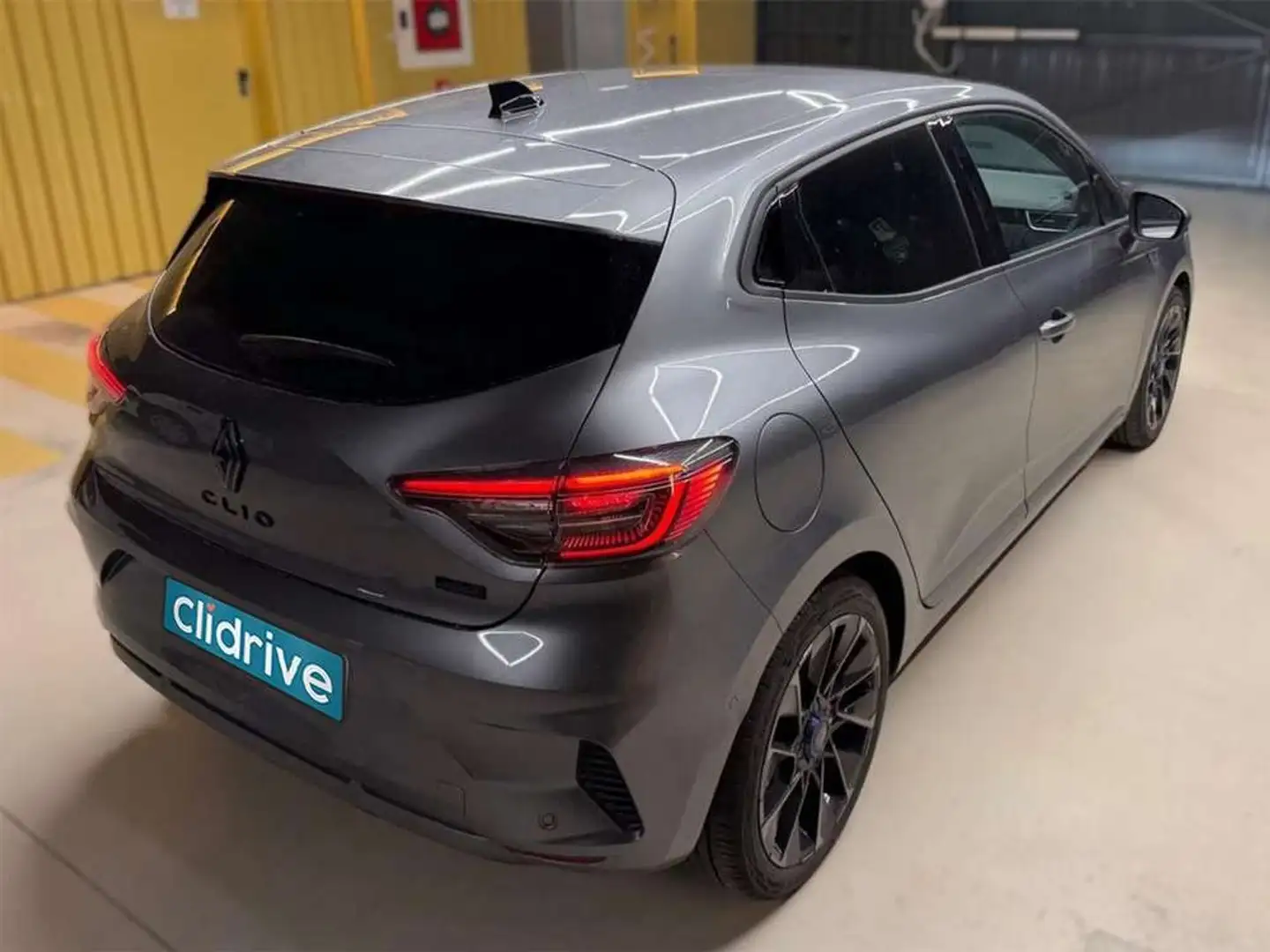 Renault Clio esprit Alpine E-Tech 145 (103kw) Gris - 2