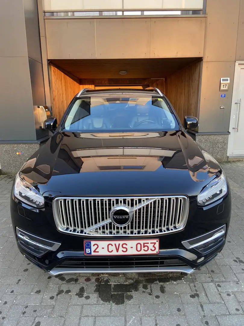 Volvo XC90 D5 AWD Geartronic Inscription Zwart - 1
