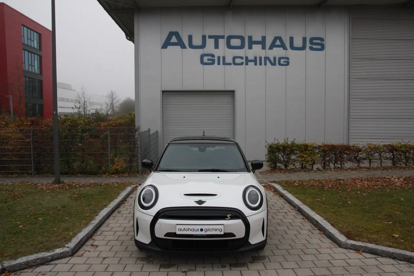 MINI Cooper SE Yours Trim H&K*CAM*HUD*PANO*DrivingAss Weiß - 1