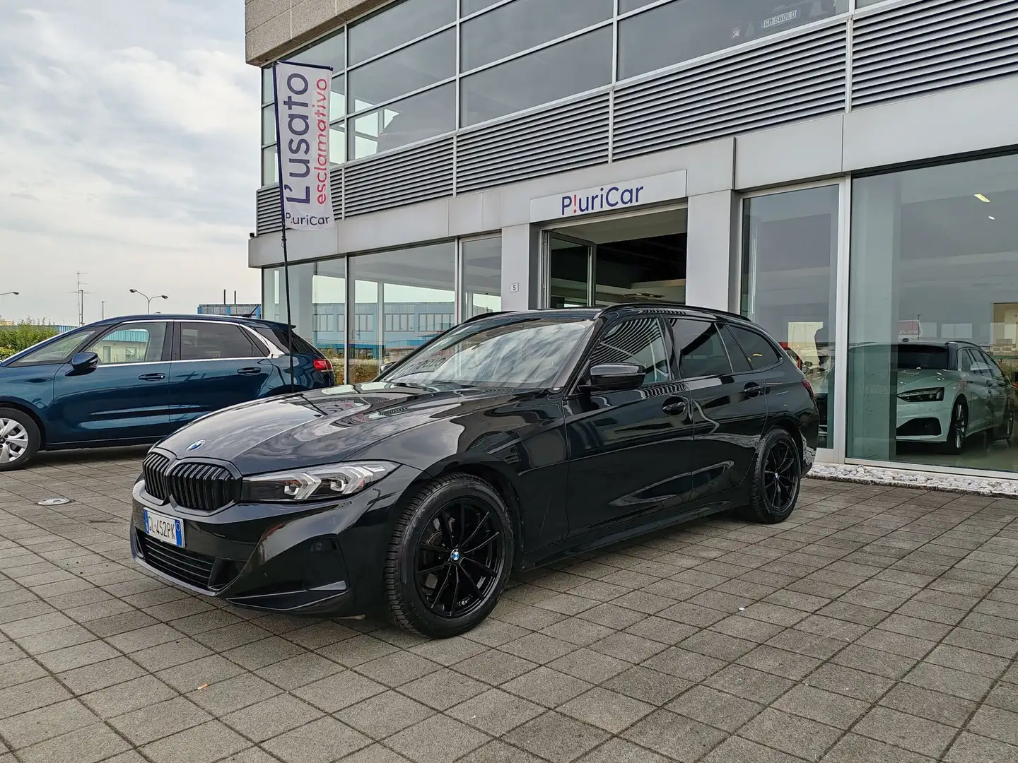 BMW 318 d Touring MHEV Fari LED Navi Sensori Cruise DAB Noir - 1
