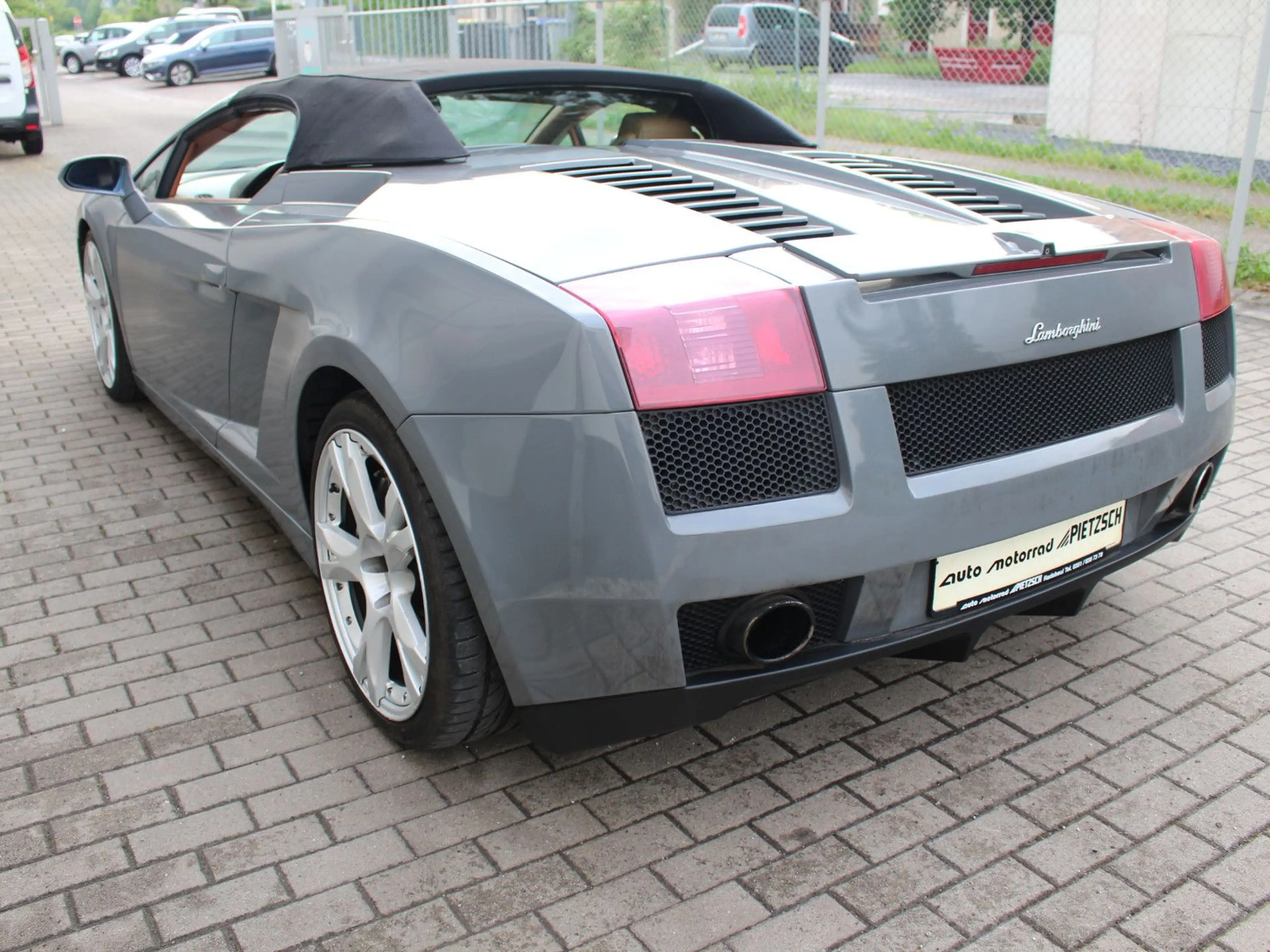 Lamborghini Gallardo Spyder 5.0 V10 Allrad Carbon Lift — photo 2