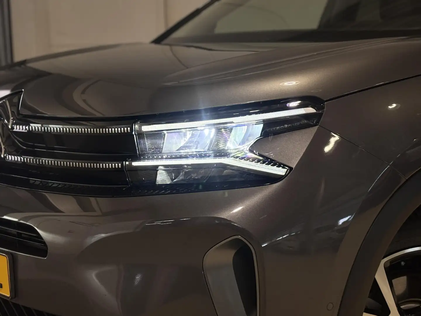 Citroen C5 Aircross Shine Pack 1.6 HYbrid PHEV 225pk e-EAT8 | TWO-TONE Grijs - 2