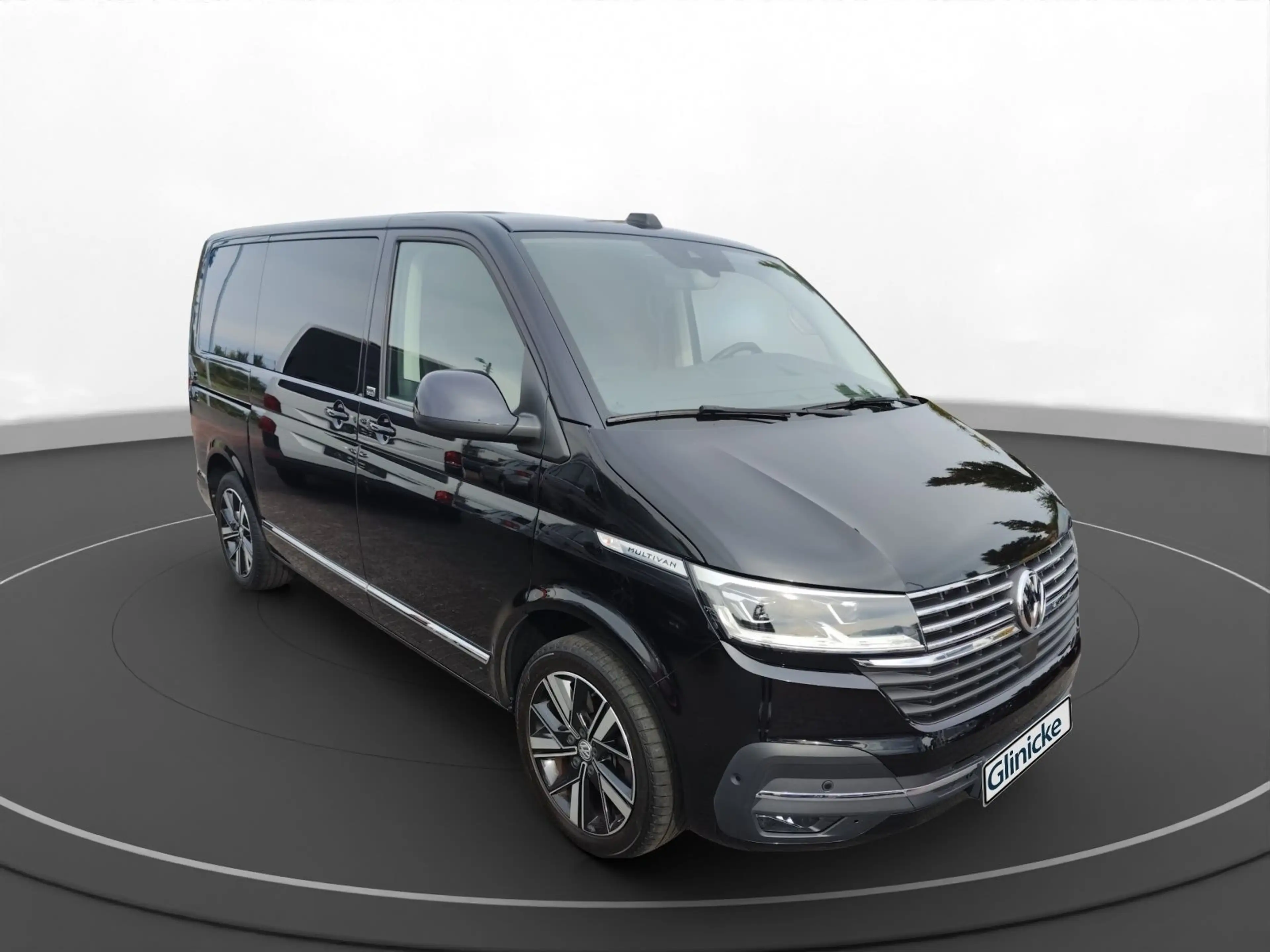 Volkswagen T6.1 Multivan 2.0 TDI Generation Six — photo 15