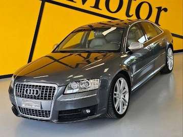 Audi S8 5.2 V10 quattro tiptronic