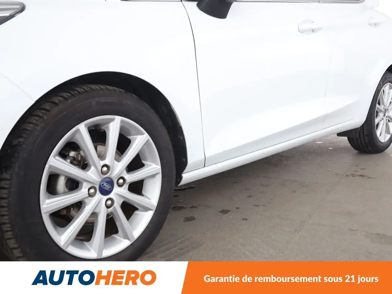 Ford Fiesta 5 portes — photo 31