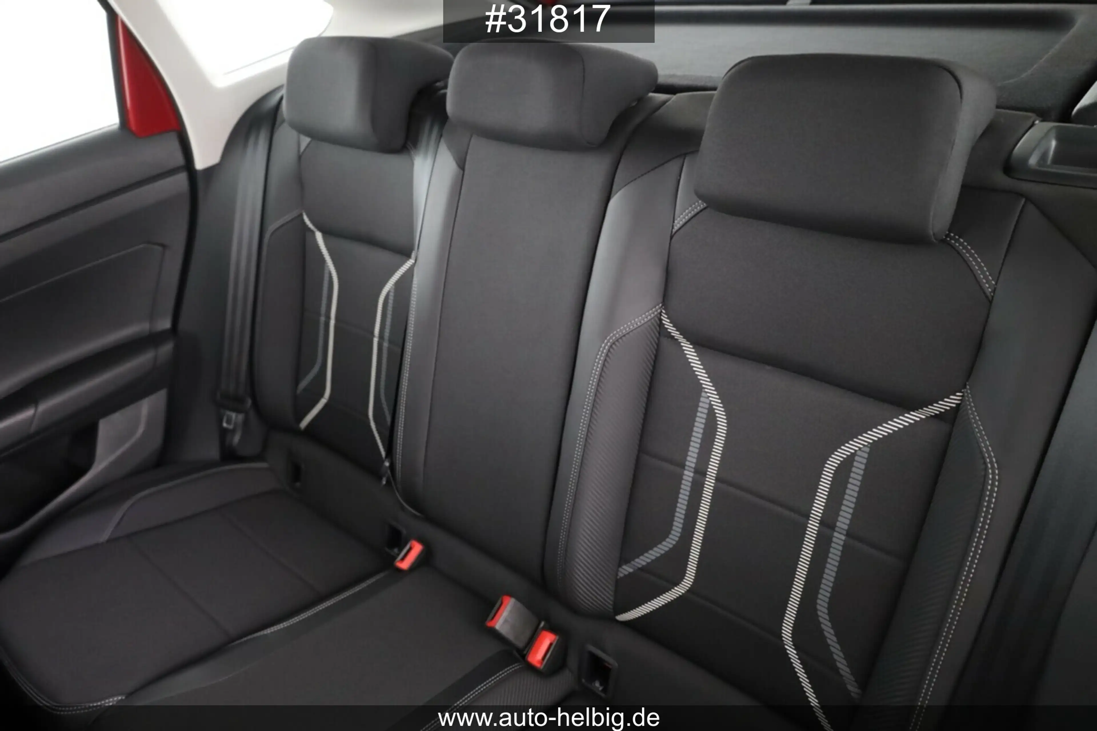 Volkswagen Taigo Taigo 1.5 TSI Style #IQ.Light#Panorama#Cam#ACC# — photo 13