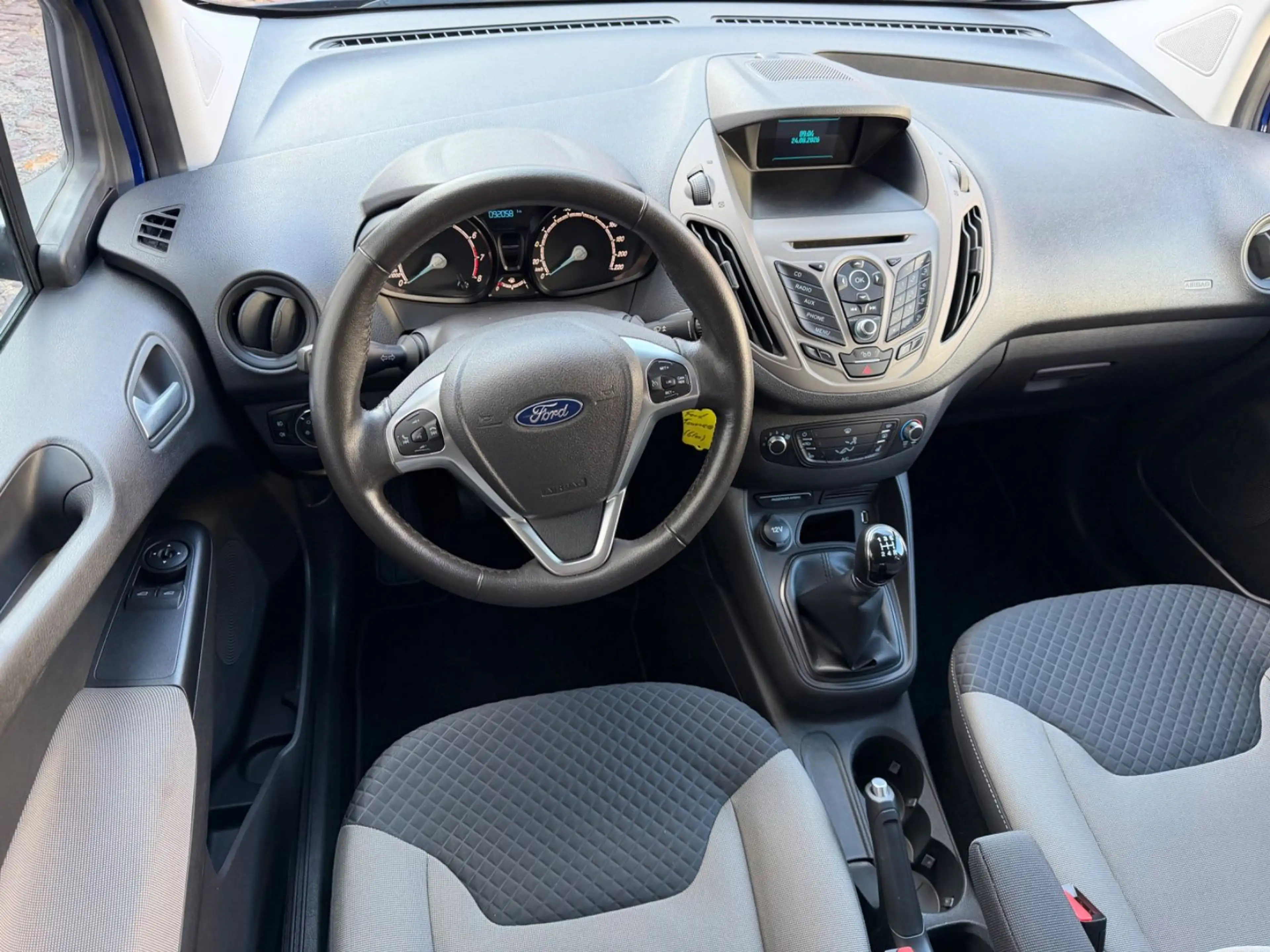 Ford Tourneo Courier Trend *TÜV neu* — photo 15