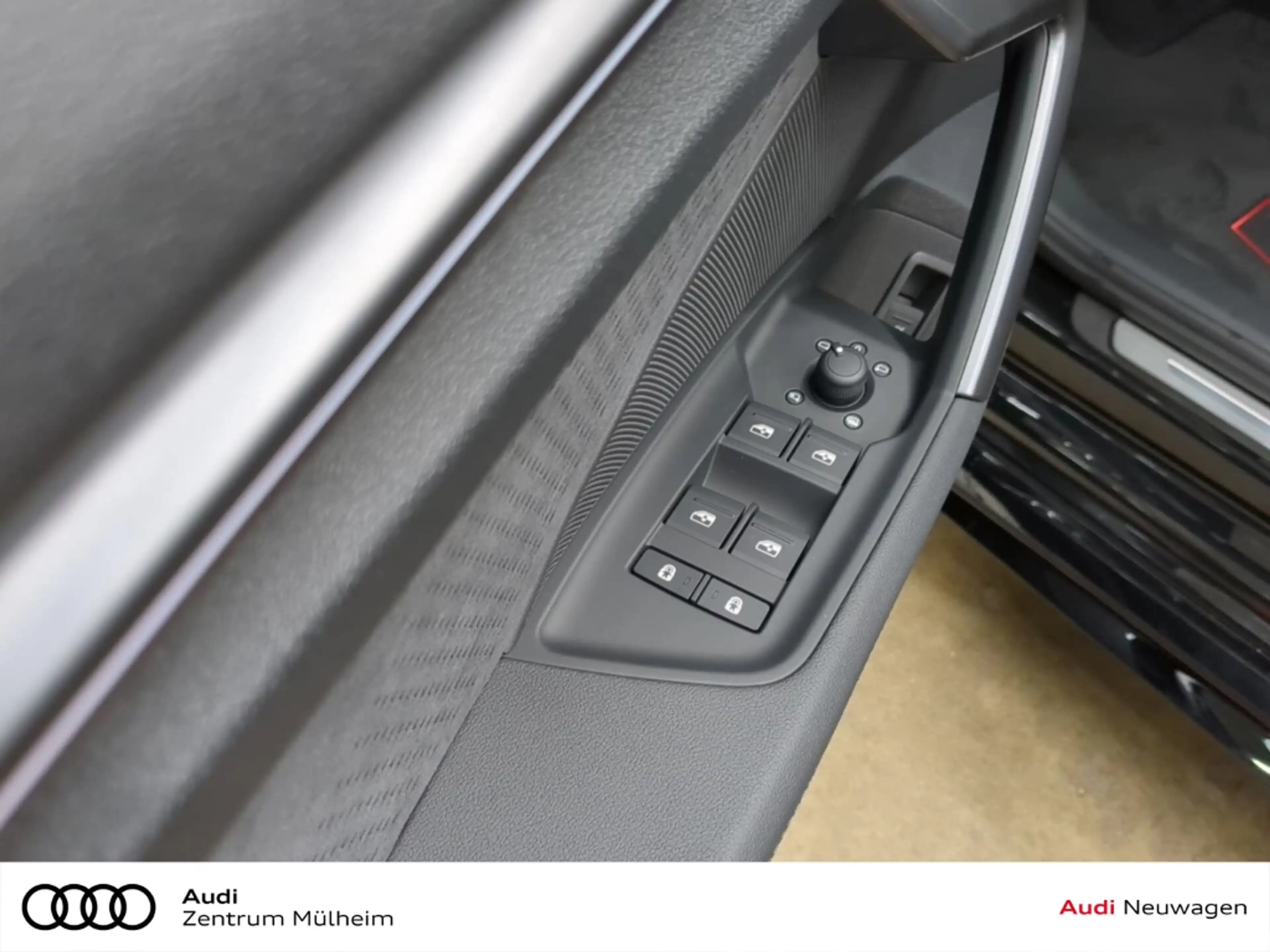 Audi RS3 Sportback Navi Matrix LED Pano Optikpaket schwarz — photo 11