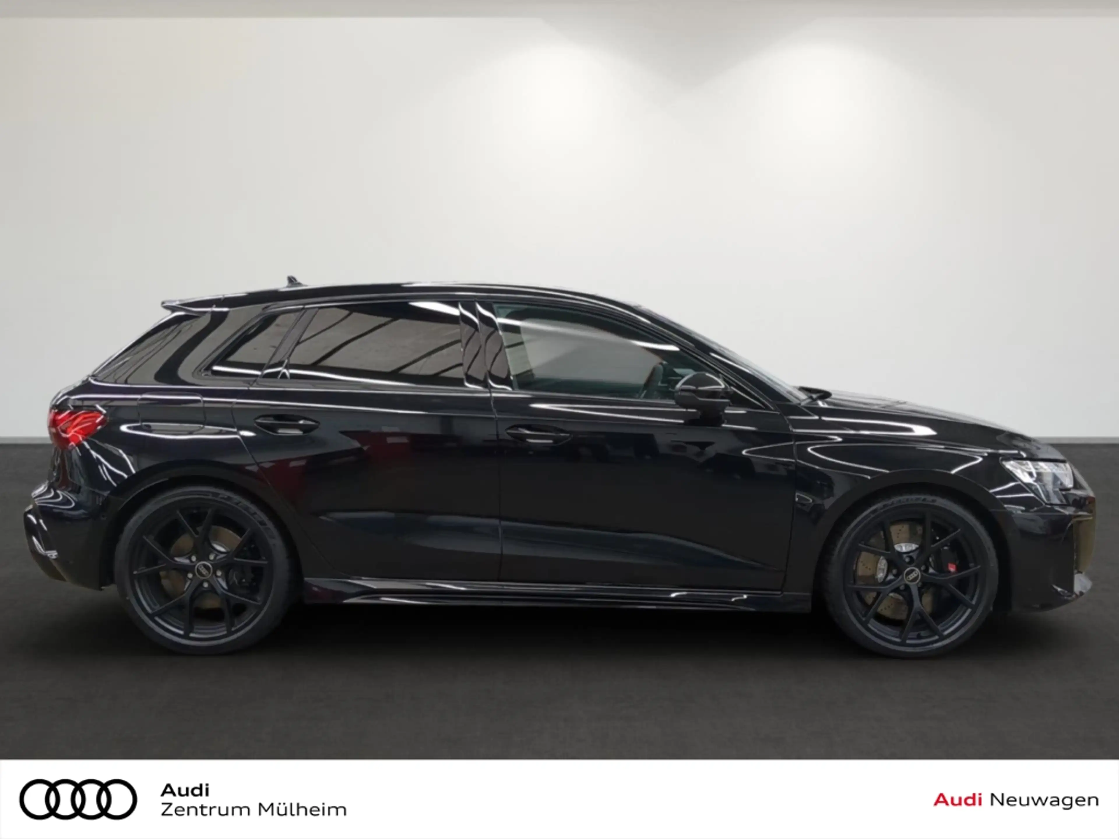 Audi RS3 Sportback Navi Matrix LED Pano Optikpaket schwarz — photo 2