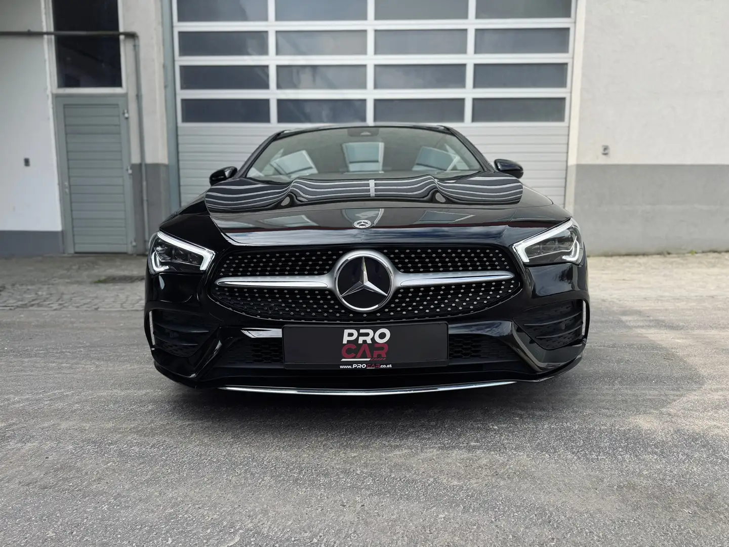 Mercedes-Benz CLA 200 SB AMG Line *Panorama/Ambiente/Keyless/Multibeam Noir - 2