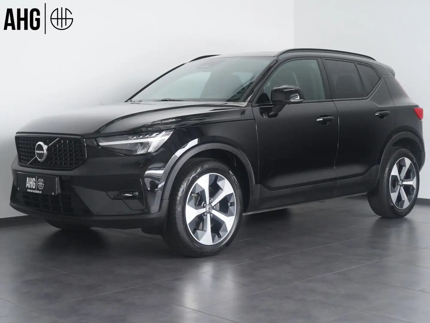 Volvo XC40 B4 B AWD Ultimate Dark ACC/BLIS/AHK/360° Noir - 1