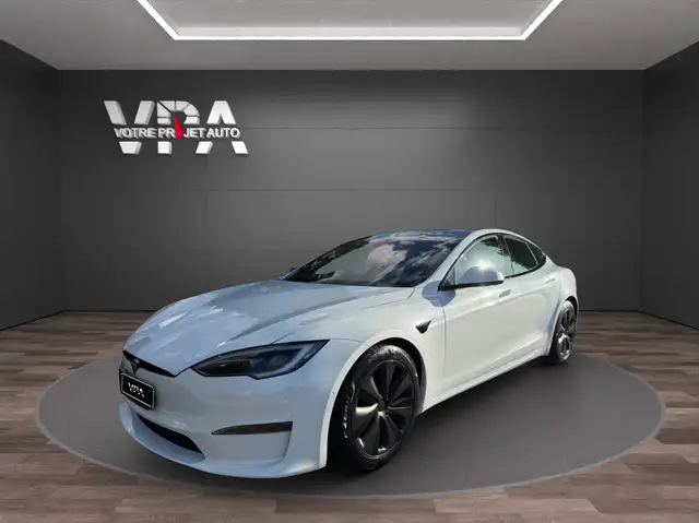 Tesla Model S Standard