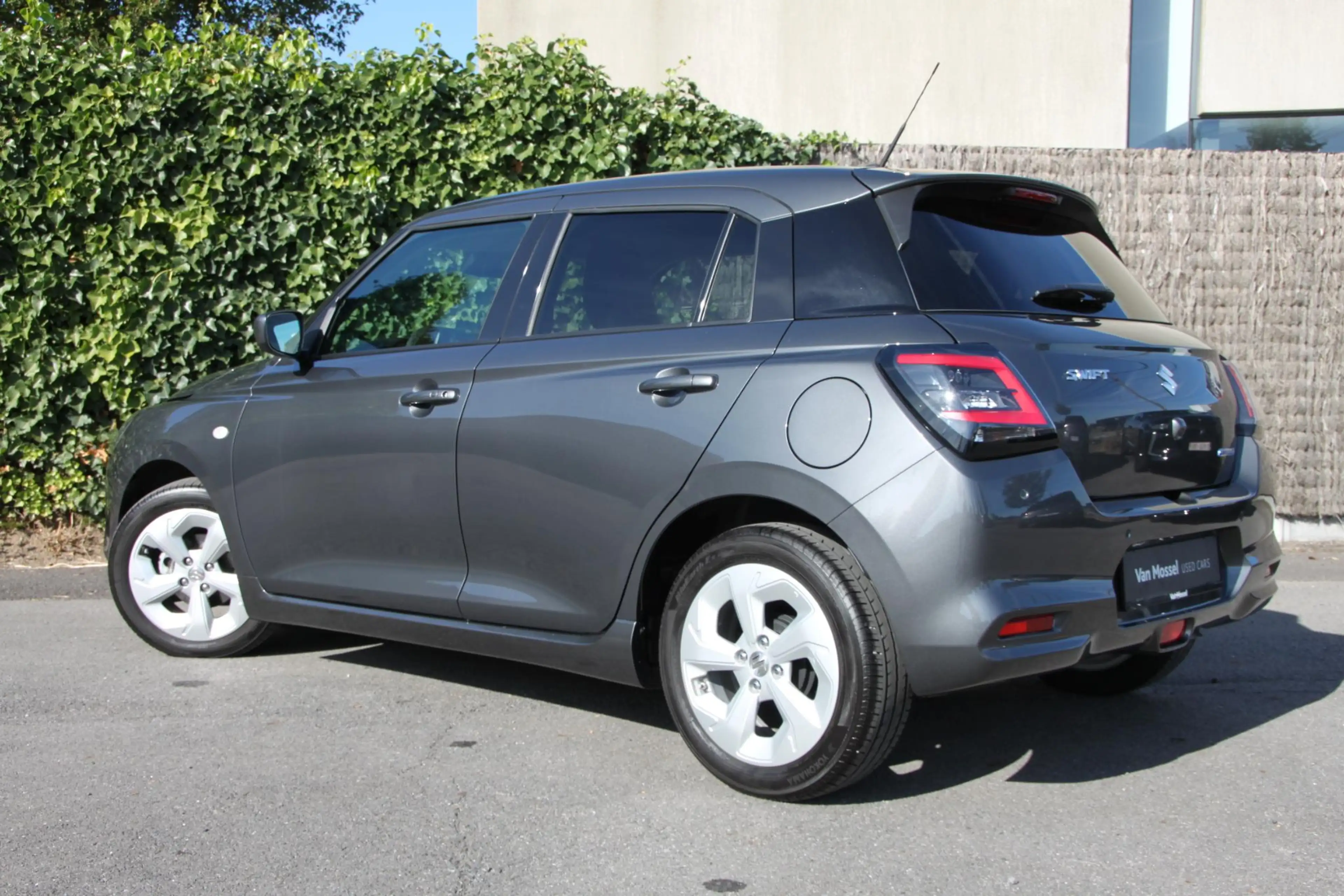 Suzuki Swift 1.2 Grand Luxe + CVT — photo 8
