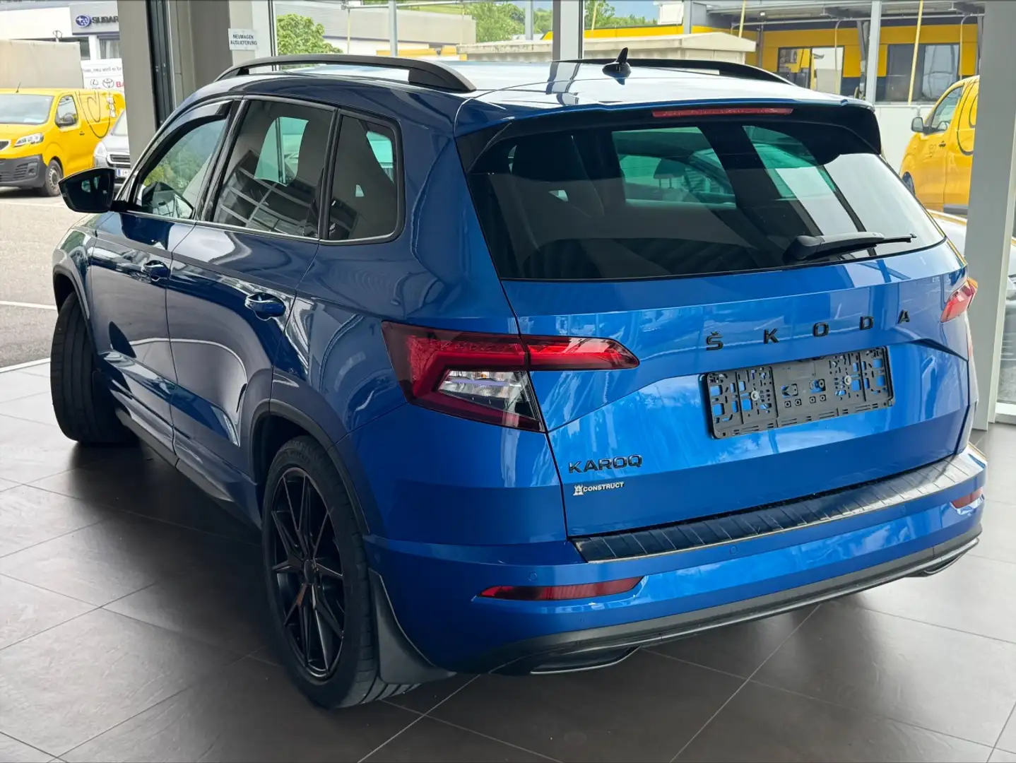 Skoda Karoq Skoda Karoq Sportline 4x4 DSG 2.0 TDI Bleu - 2