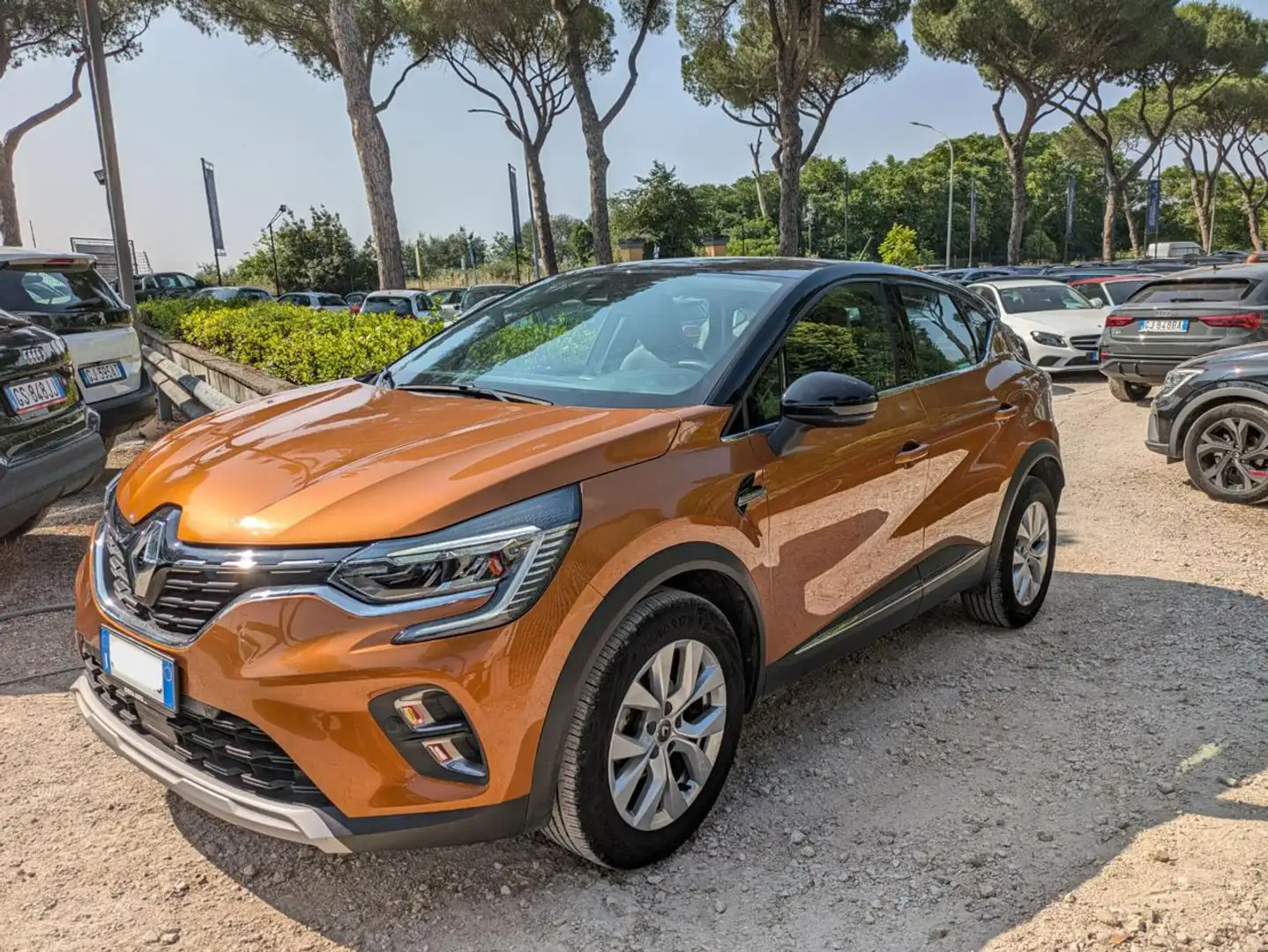 Renault Captur INTENS 1.5d 95cv BRAKE ASSIST TELECAM Arancione - 2