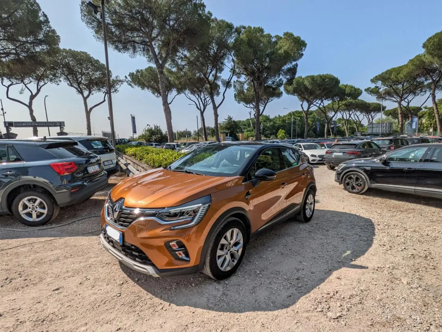 Renault Captur INTENS 1.5d 95cv BRAKE ASSIST TELECAM Arancione - 1