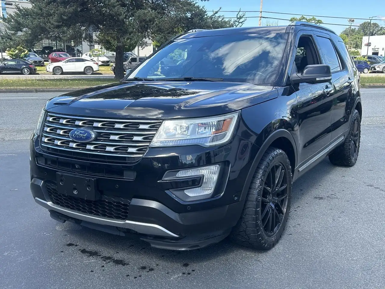 Ford Explorer снимка Ford Explorer
