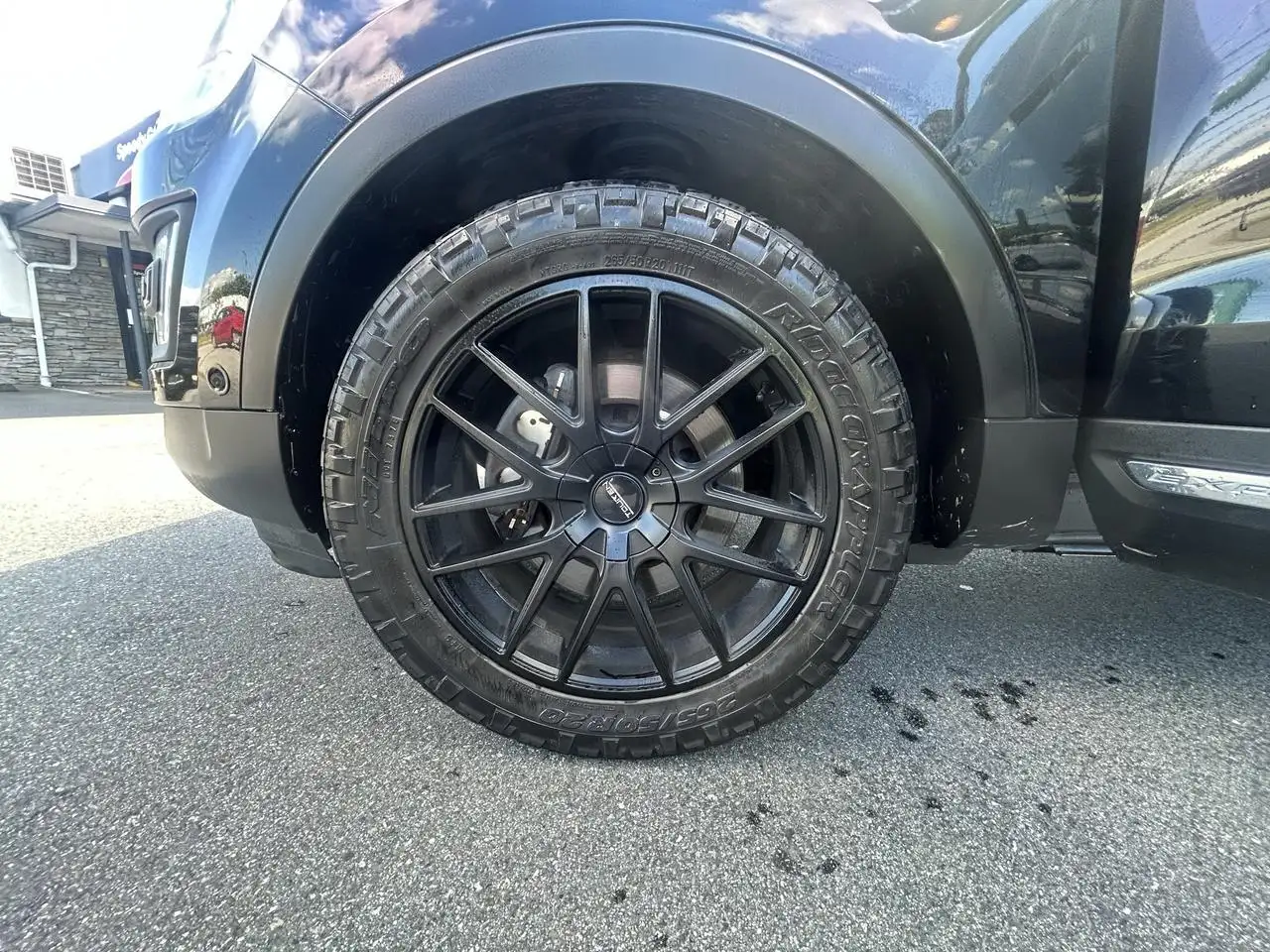Ford Explorer снимка Ford Explorer