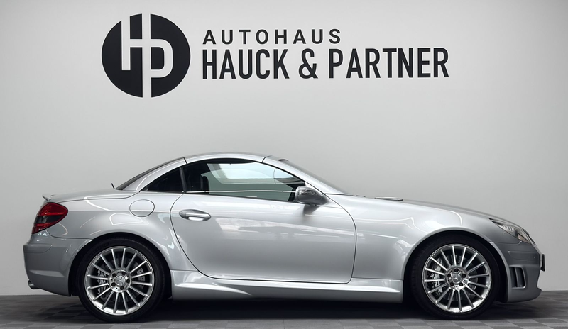 Mercedes-Benz SLK 55 AMG *HK *Airscarf *Bi-Xenon *Navi *PDC — photo 8