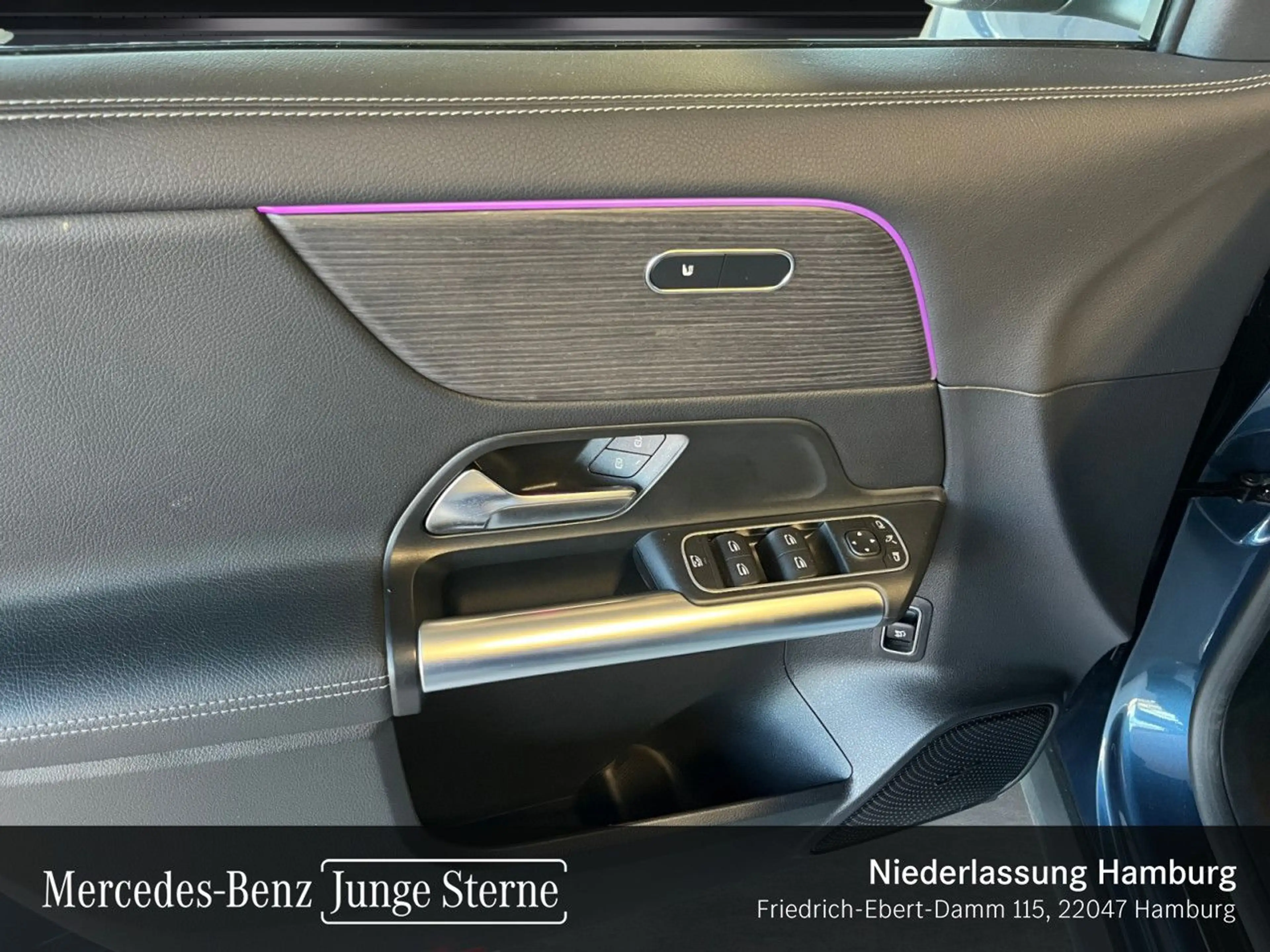 Mercedes-Benz EQA 300 4M AMG+NIGHT+PLUS-PAKET+AHK+KAMERA+KEYLESS — photo 13