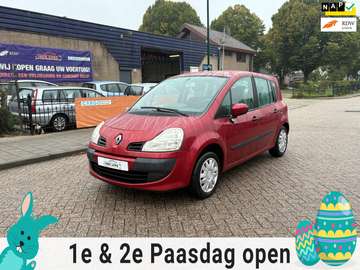 1.6-16V Expression AUTOMAAT + AIRCO!