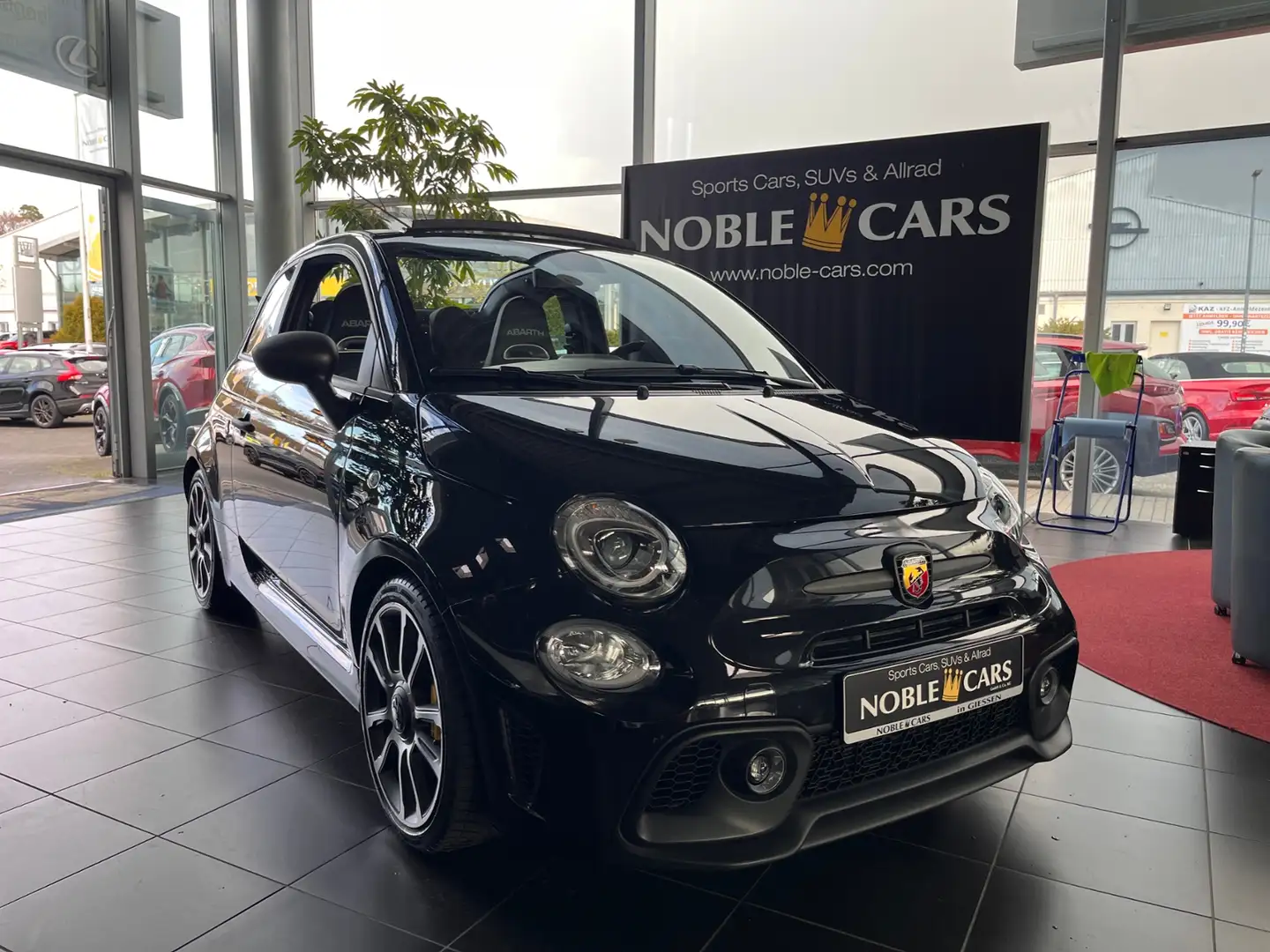 Abarth 695C Cabrio KLIMA NAV BEATS LEDER Schwarz - 1